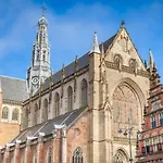 Avec Garage Et Terrasse Au Coeur De Colmar, Pres De La Route Des Vins D'alsace - Fr-1-722-6 * Colmar