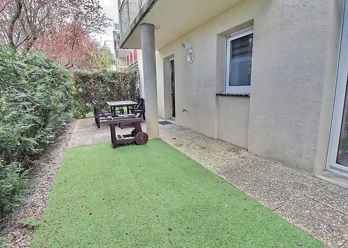 Avec Garage Et Terrasse Au Coeur De Colmar, Pres De La Route Des Vins D'alsace - Fr-1-722-6 Colmar